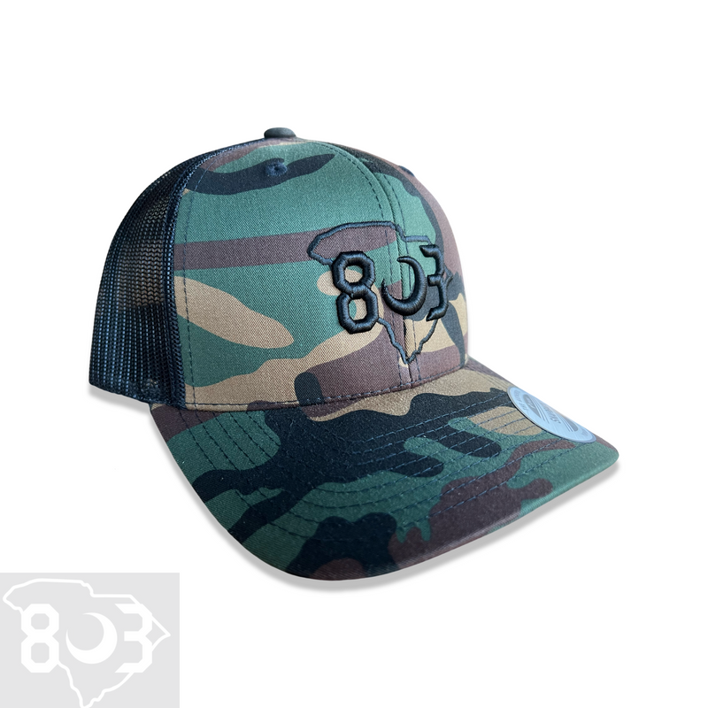 803 Yupoong Camo Black Trucker