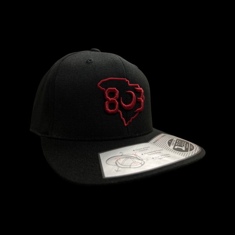 803 Flatbill Flexfit Black Widow Garnet hat